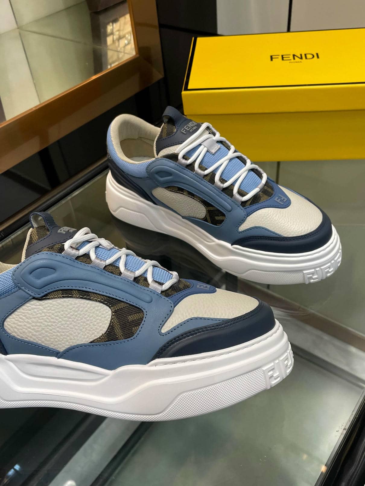 Fendi Sneaker Man-3